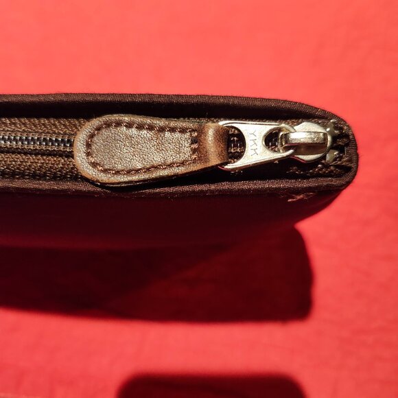 COACH Mercer Neoprene Zippered Pouch/Bag - Picture 4 of 10